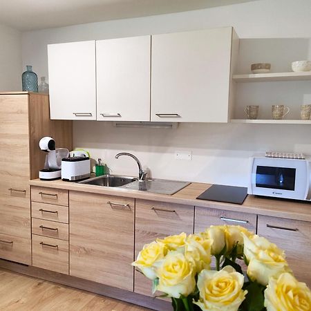 Sweet Stay Roznik Apartment リュブリャナ エクステリア 写真